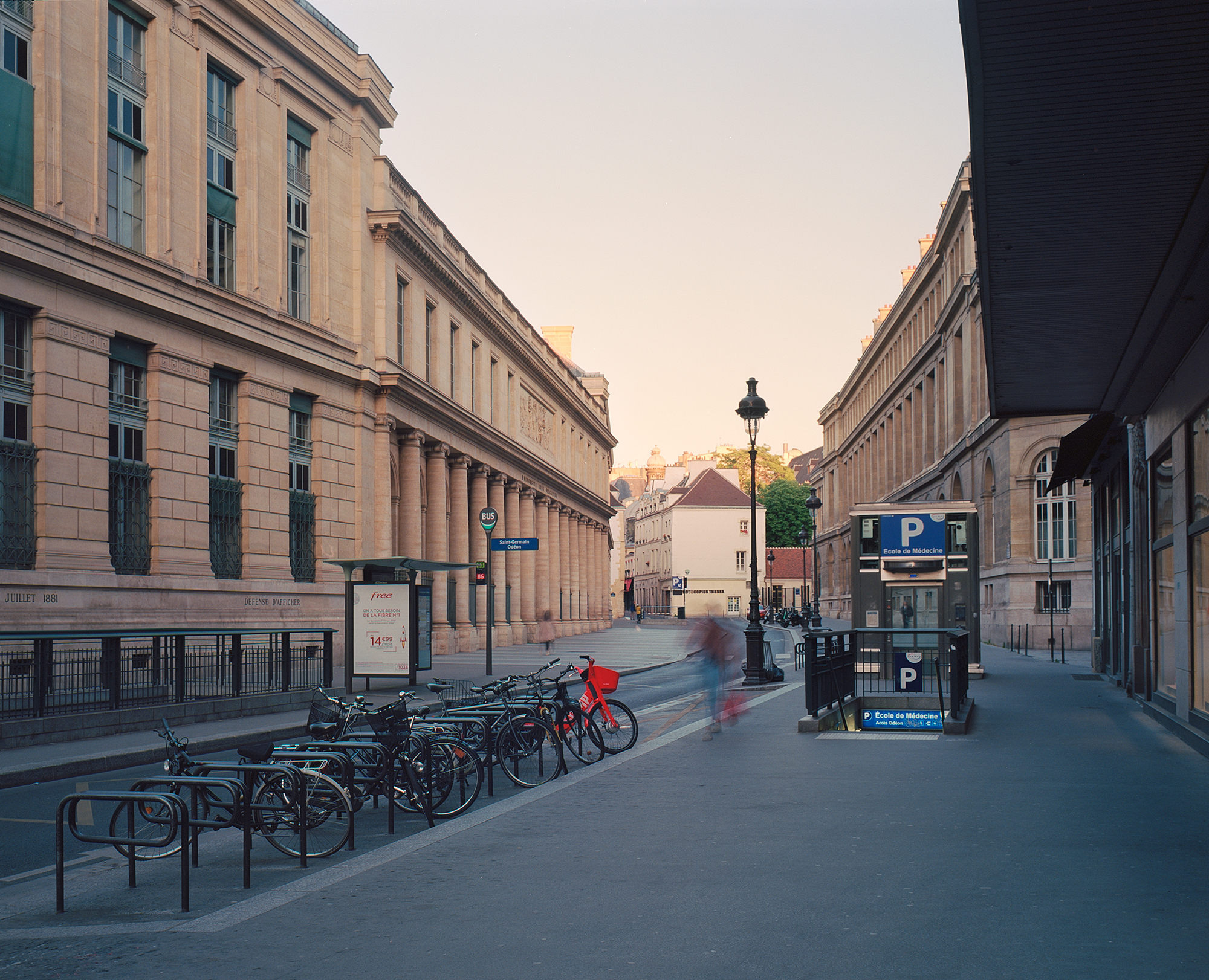 Rue de l'École de Medecine, Paris, mai 2020